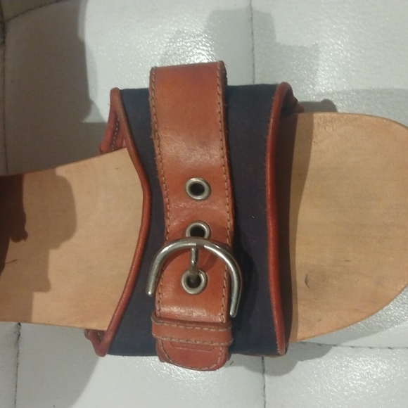 COACH Clogs - Picture 4 of 8